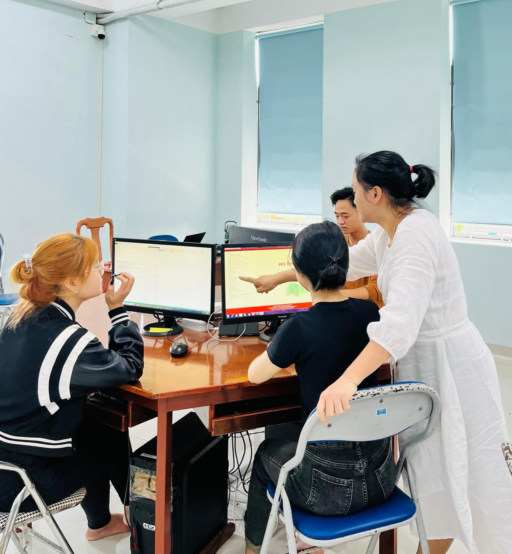 Hình ảnh khóa học và sự kiện của Trung tâm kế toán chuyên nghiệp DPT